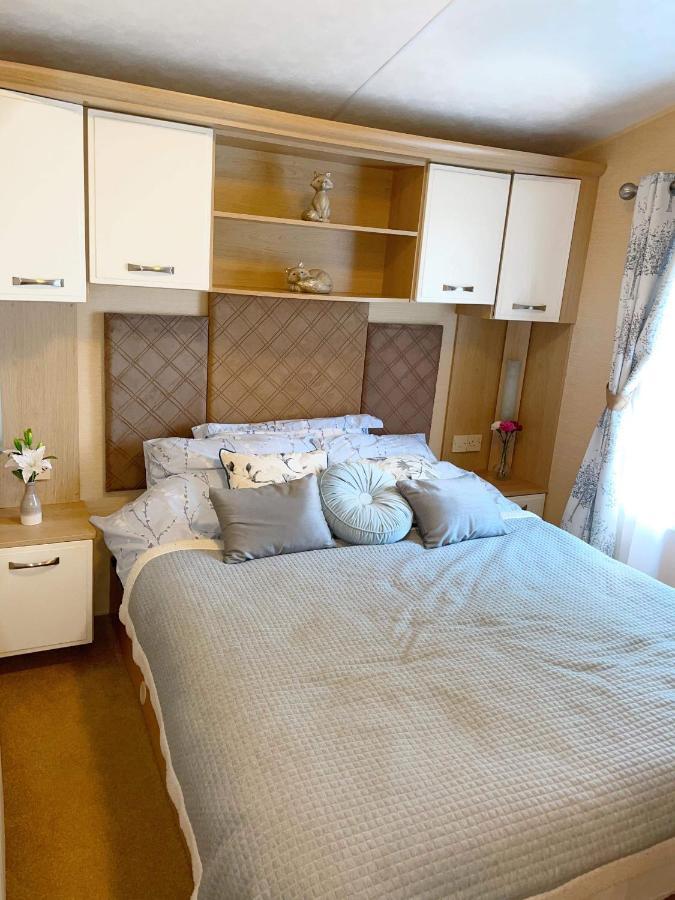 Caravan For Rent At Tattershall Holiday Park Екстер'єр фото