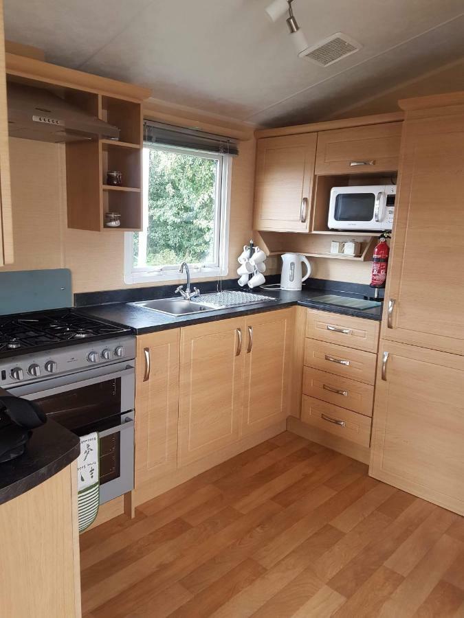 Caravan For Rent At Tattershall Holiday Park Екстер'єр фото