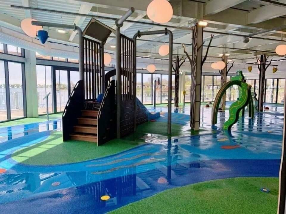 Caravan For Rent At Tattershall Holiday Park Екстер'єр фото