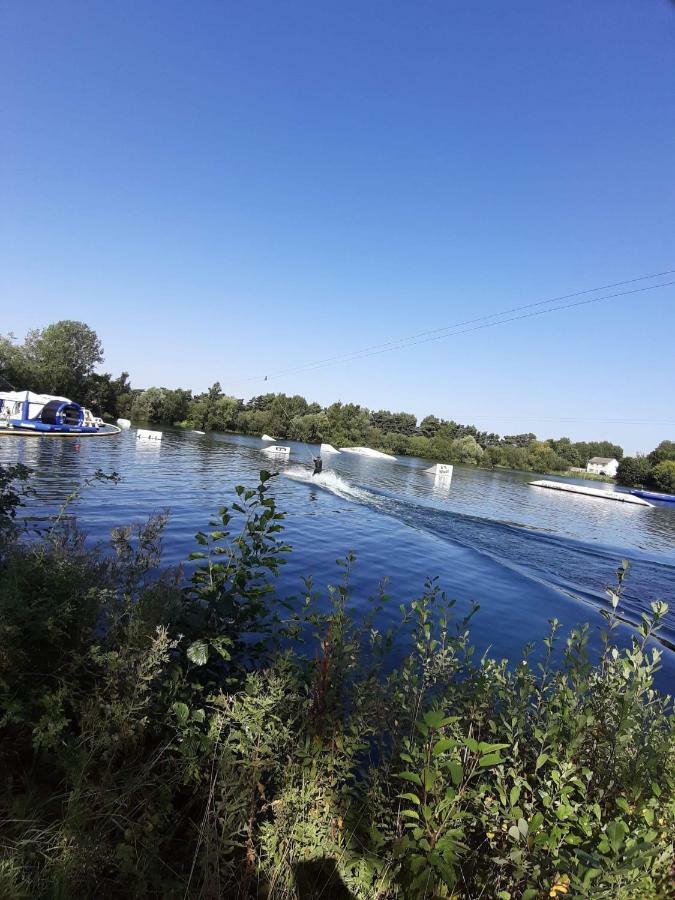 Caravan For Rent At Tattershall Holiday Park Екстер'єр фото