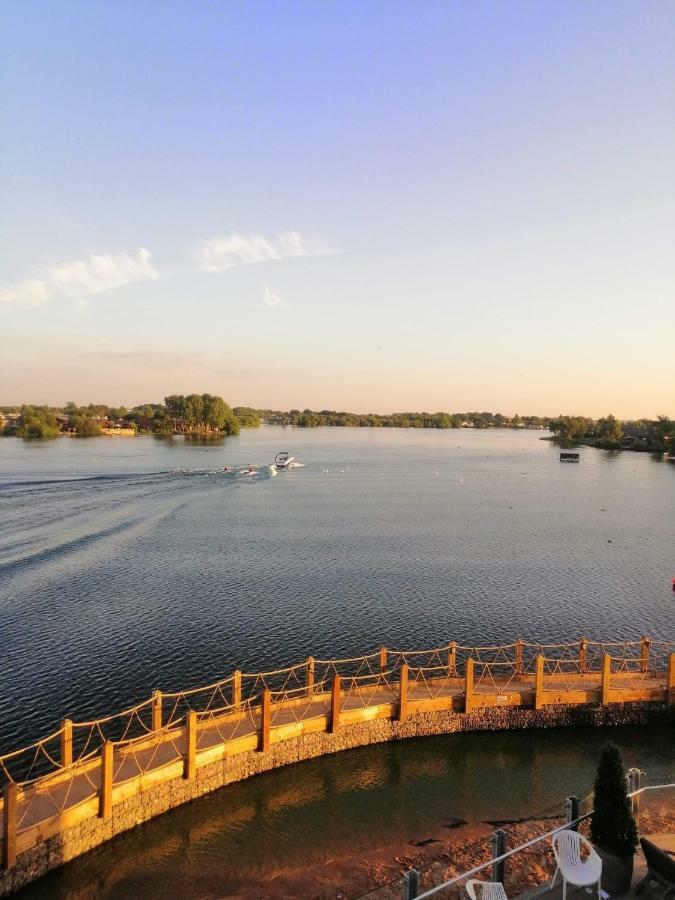 Caravan For Rent At Tattershall Holiday Park Екстер'єр фото