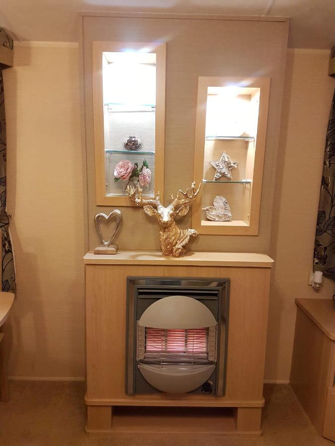 Caravan For Rent At Tattershall Holiday Park Екстер'єр фото
